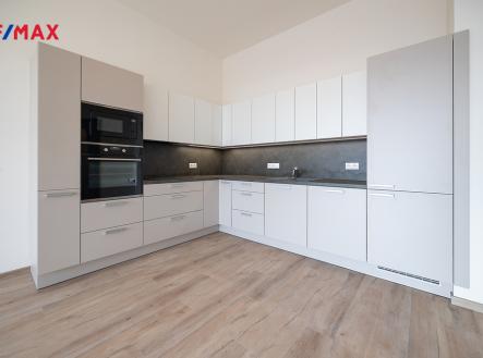 Pronájem bytu, 2+kk, 56 m²