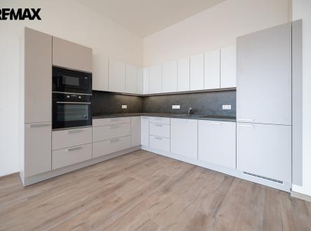 Pronájem bytu, 2+kk, 56 m²