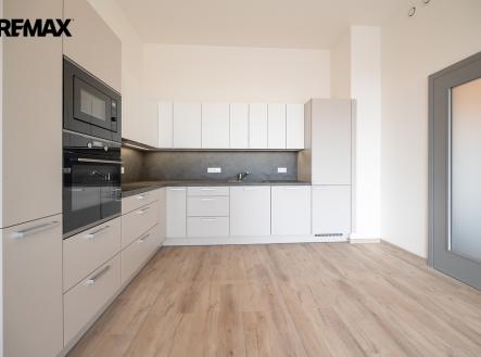 Pronájem bytu, 2+kk, 56 m²