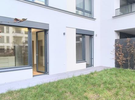 Pronájem bytu, 2+kk, 80 m²