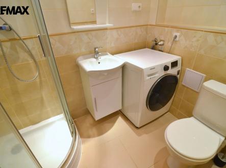 Pronájem bytu, 1+kk, 35 m²