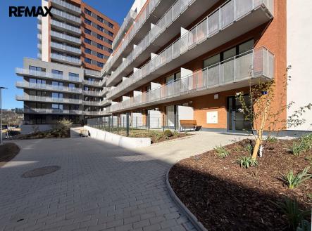 Pronájem bytu, 1+kk, 35 m²