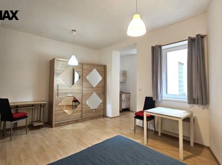 Pronájem bytu, 1+kk, 27 m²