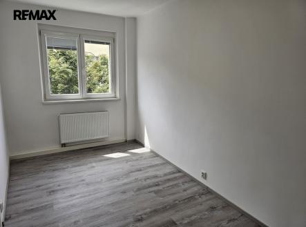 Pronájem bytu, 2+kk, 42 m²