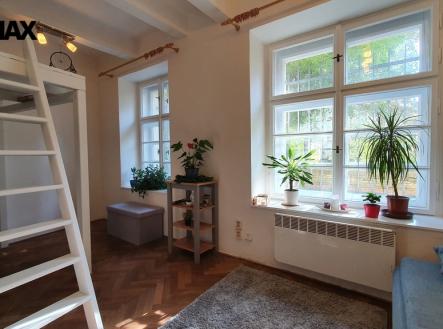 Pronájem bytu, 1+kk, 24 m²