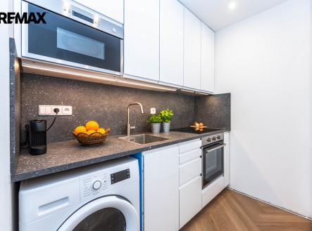 Pronájem bytu, 2+kk, 47 m²