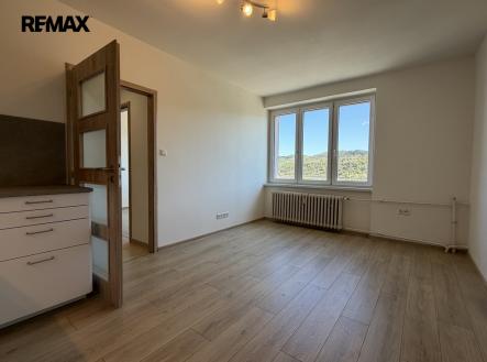 Pronájem bytu, 2+kk, 36 m²