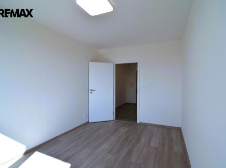 Pronájem bytu, 2+kk, 43 m²