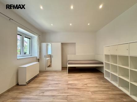 Pronájem bytu, 1+1, 30 m²