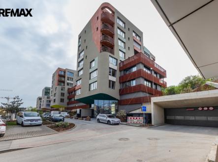Pronájem bytu, 1+kk, 37 m²
