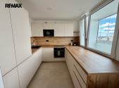 Pronájem bytu, 3+kk, 74 m²