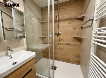 Pronájem bytu, 3+kk, 74 m²