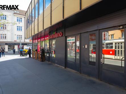 Pronájem obchodní prostory, 158 m²