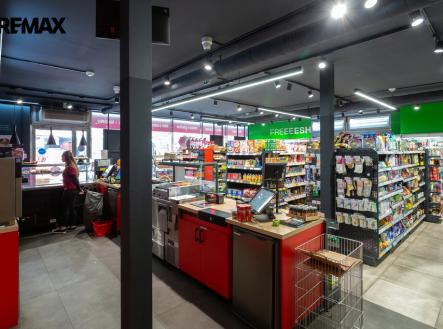 Pronájem obchodní prostory, 158 m²