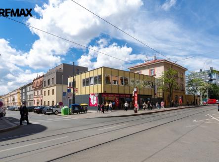 Pronájem obchodní prostory, 158 m²