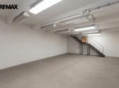 Pronájem skladu, 140 m²