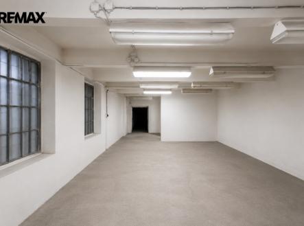 Pronájem skladu, 140 m²