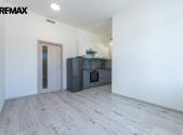 Pronájem bytu, 1+kk, 49 m²
