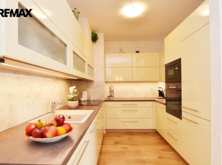 Prodej bytu, 3+kk, 89 m²