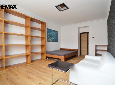 Pronájem bytu, 2+1, 65 m²