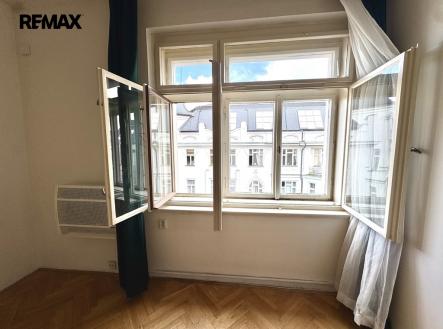 Pronájem bytu, 1+kk, 25 m²