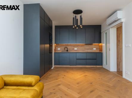 Pronájem bytu, 2+kk, 69 m²