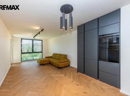 Pronájem bytu, 2+kk, 69 m²