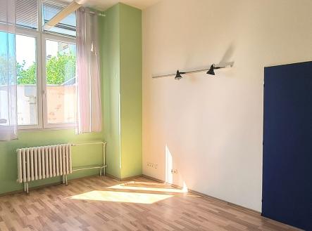 Pronájem kanceláře, 17 m²