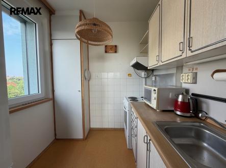Pronájem bytu, 2+kk, 42 m²