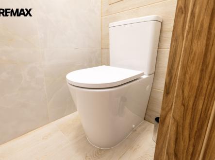 23-1b2a8874-hdr.jpg
