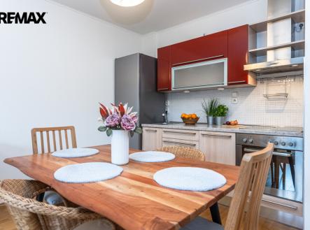 Pronájem bytu, 2+kk, 58 m²