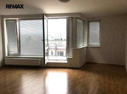 Pronájem bytu, 2+kk, 68 m²