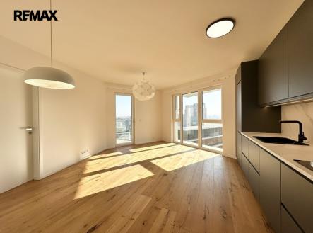 Pronájem bytu, 2+kk, 63 m²