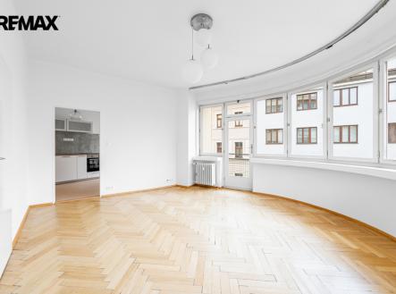 Pronájem bytu, 3+1, 121 m²