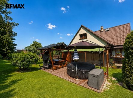 Prodej rodinného domu o dispozici 4+1 se zahradou u lesa, 104 m², Dobřív