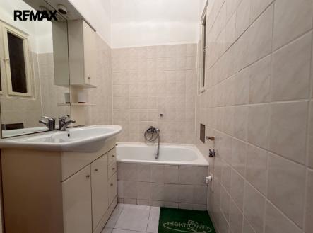 Pronájem bytu, 1+1, 35 m²