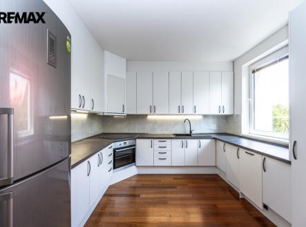 Pronájem bytu, 3+kk, 86 m²