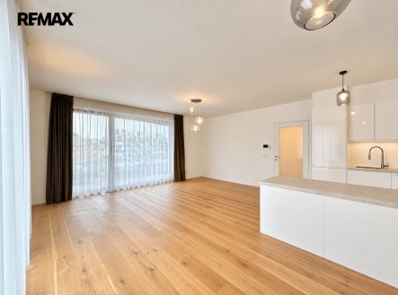 Pronájem bytu, 3+kk, 106 m²