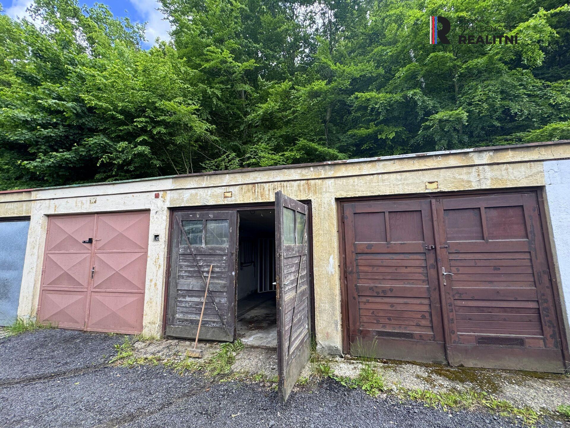 Prodej garáže v Tuhnicích, Karlovy Vary
