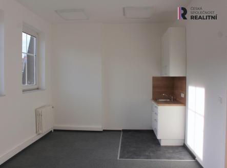Pronájem kanceláře, 28 m²