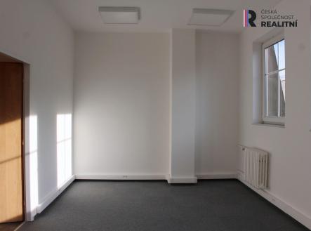Pronájem kanceláře, 28 m²