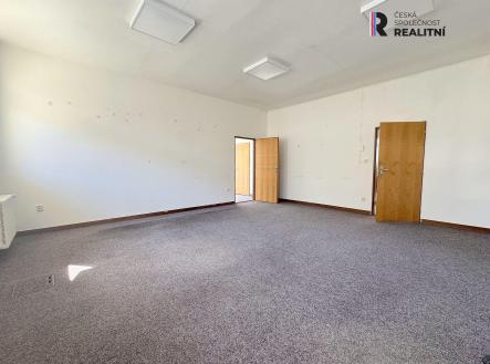 Pronájem kanceláře, 35 m²