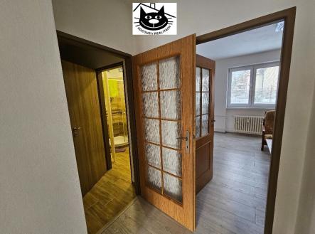 z ložnice do OP a předsíně