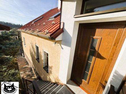 oddělený vstup do bytu