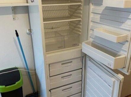 lednice vč. mrazničky