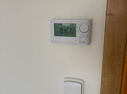 ovladač pokojové teploty