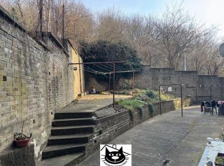 spol. prostor ve vnitrobloku