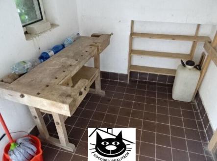 koutek pro kutila, elektřina