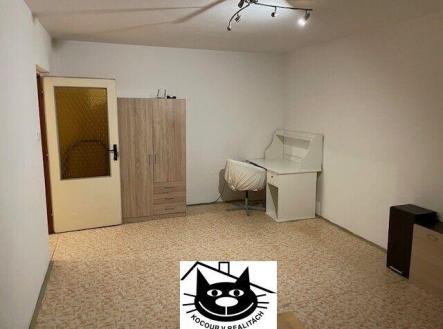 KL vč. sporáku, myčky