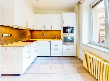 Pronájem bytu, 2+1, 60,1 m²